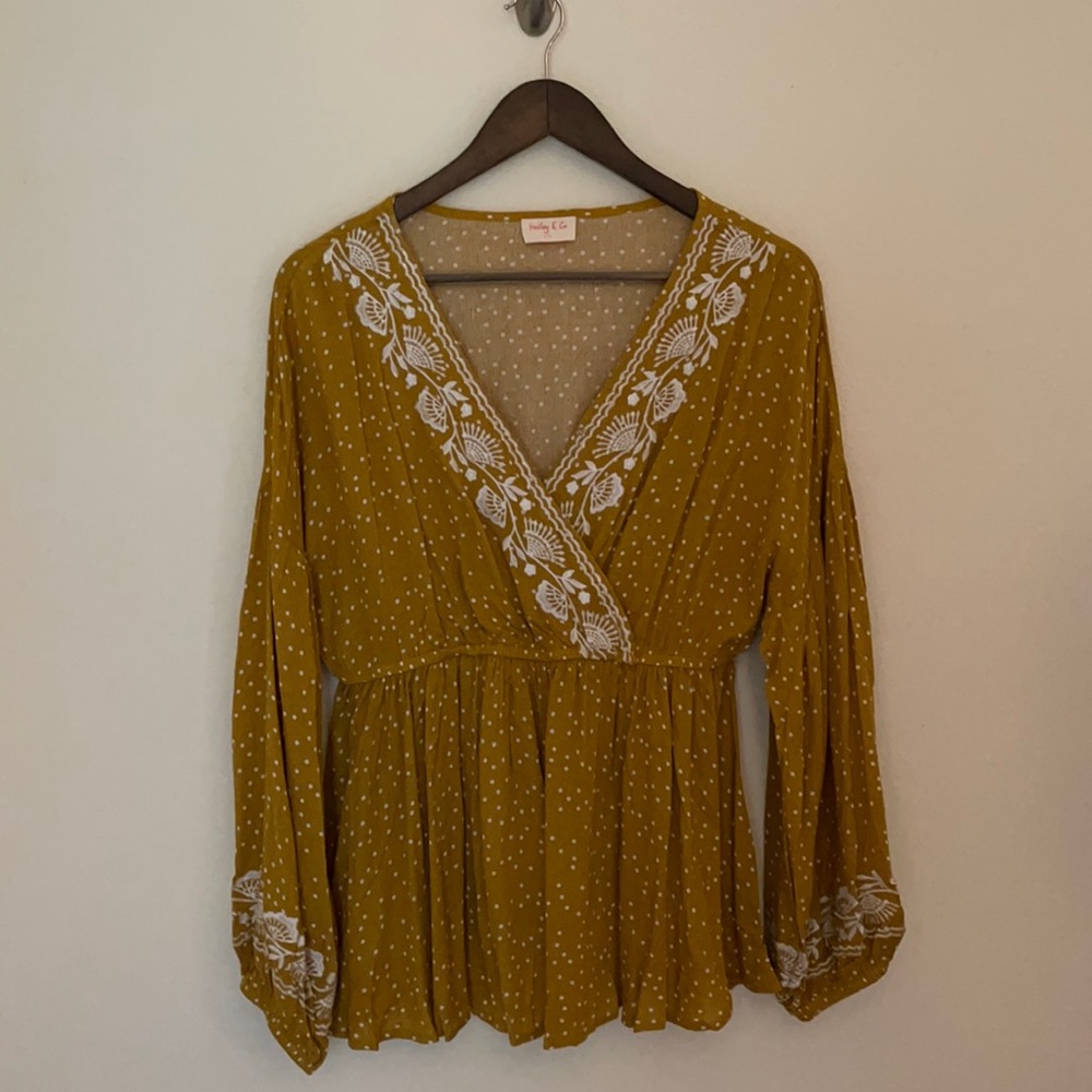 Hailey & Co Blouse, Size Small